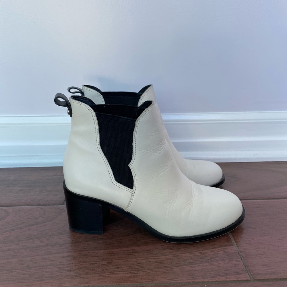 Sam Edelman Round Toe Booties - image 4